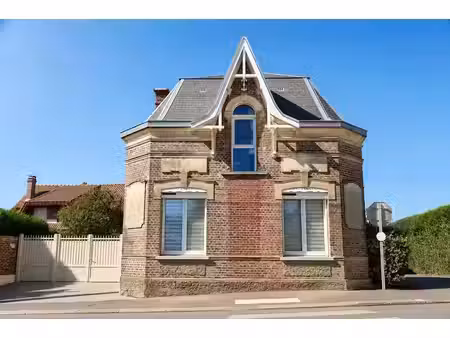 vente maison 8 pièces 212 m² à villers-bretonneux (80800)  165 000 €
