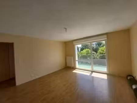 location appartement 2 pièces à séné (56860) : à louer 2 pièces / 45m² séné