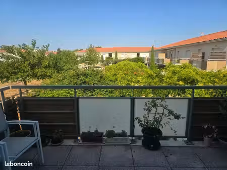 idéal  réservé aux personnes deplus de 60 ans  bel appartement résidence sénior