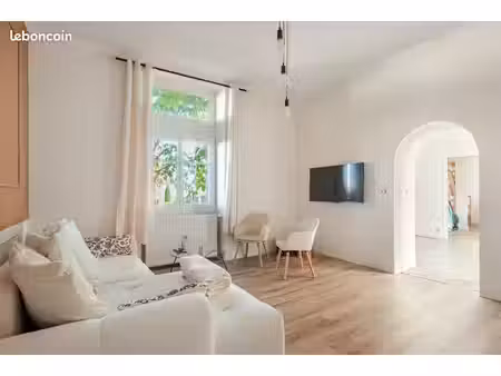 appartement meublé de charme 80 m² – terrasse  jardin  garages – mercurey