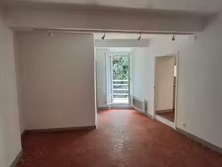 appartement à louer seillans
