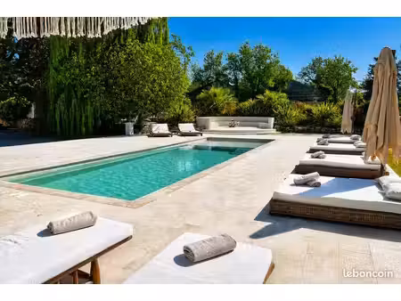 mas provençal meublé 160 m² – 10 couchages – piscine chauffée – le luc (83) – location de 