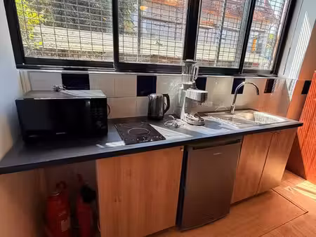 studio clichy calme et lumineux