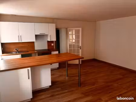 t3 60m2 centre de plougastel