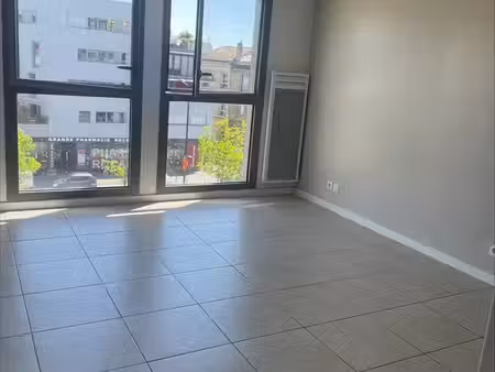 studio 1 pièce 24 m²