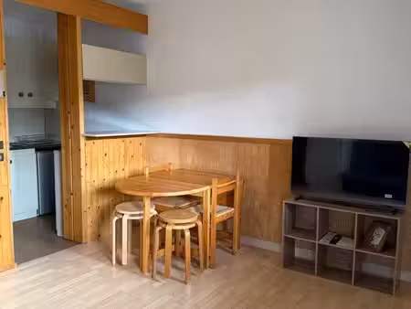 studio centre du village disponible au 1 er septembre 2026