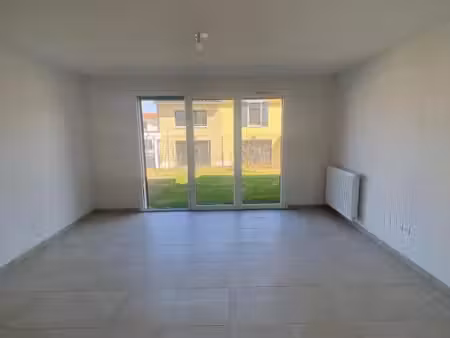 villa 3 pièces 63 m²