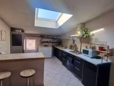 location appartement 3 pièces meublé à apt (84400) : à louer 3 pièces meublé / 84m² apt