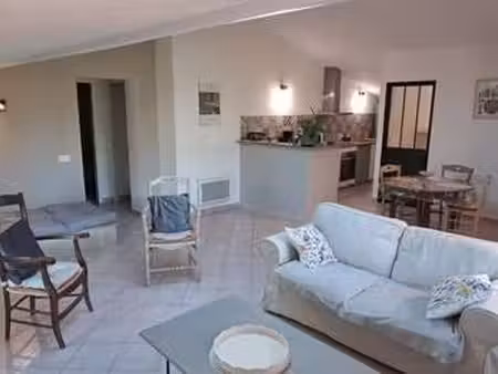 location appartement 3 pièces meublé à apt (84400) : à louer 3 pièces meublé / 84m² apt