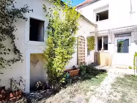 vente maison 4 pièces 90 m² à sainte-colombe-sur-seine (05700)  70 000 €