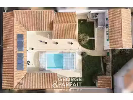 ensemble immobilier centre bourg rivedoux-plage 10 pièces 248 m²