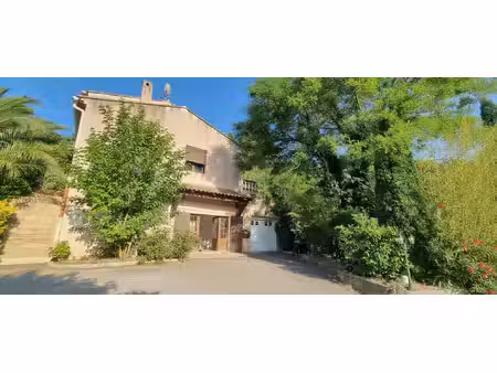 villa traditionnelle 5 pièces 130m2 garage et logement independant