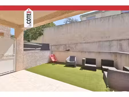appartement t2 à louer à châteauneuf-les-martigues  rez-de-chaussée avec jardin