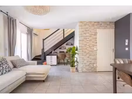 à louer – maison meublée récente 3 chambres – villenave-d’ornon (vieux bourg)