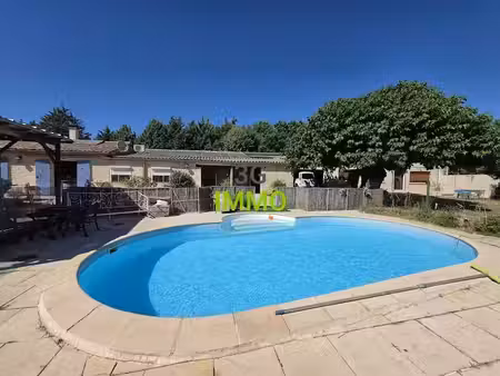vente villa 9 pièces 194 m² à saint-quentin-la-poterie (30700)  449 000 €