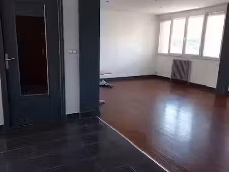 location appartement 2 pièces 60 m² à grenoble (38000)  650 €