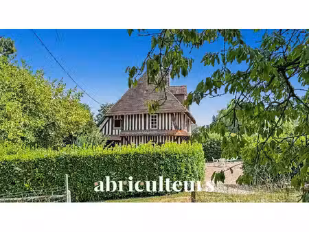 propriété de caractère du xvième siècle  vastes dépendances  saint-julien-sur-calonne...