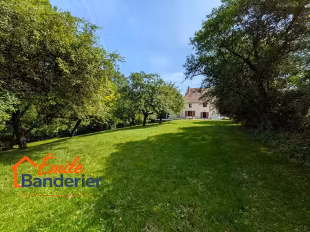 maison 6 pièces 234 m² proche des lacs