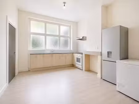 appartement 2 chambres parvis saint-gilles!