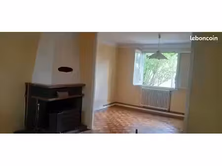 maison mitoyenne dans le centre-ville de saint-gaudens