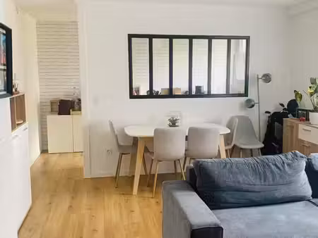appartement t2 48m2