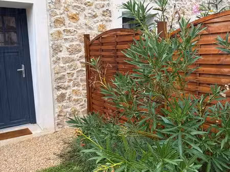 a louer - maison du prestige avec jardin et 2 parkings