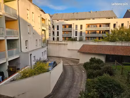 ? studio 29 m² – nantes sud – très calme  côté jardin – proche de toutes commodités