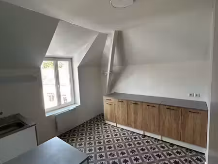 appartement 2 pièces lumineux  calme et proche centre ville et gare - nogent sur seine