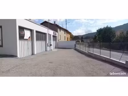 a louer box stockage garage camping car