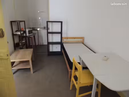 studio meublé