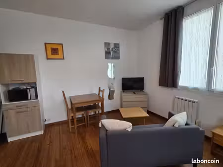studio meuble roissy aeroport