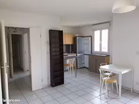 location d'un meublé t2 yvetôt gare