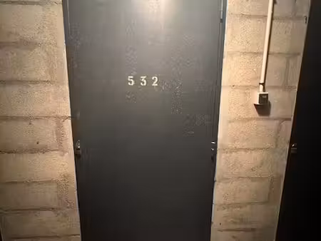 loue une cave de 3.30 m²