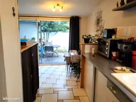 agréable t3 au calme proche centre ville de la rochelle
