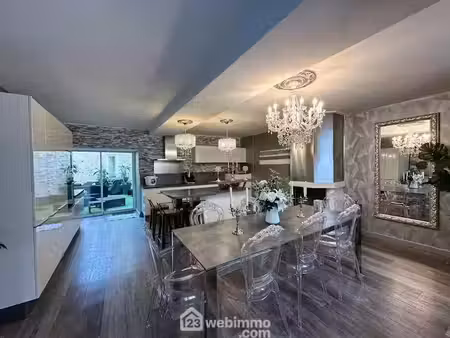 vente maison 8 pièces 220 m² à vihiers (49310)  181 000 €