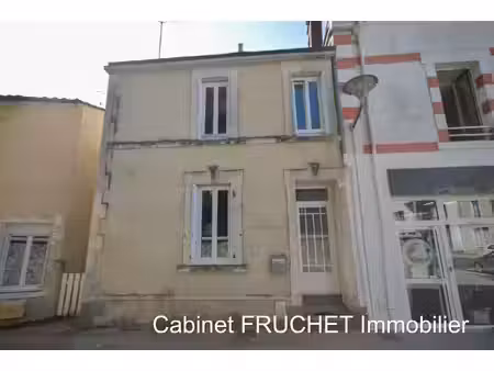 chantonnay - maison de caractère avec 2 chambres