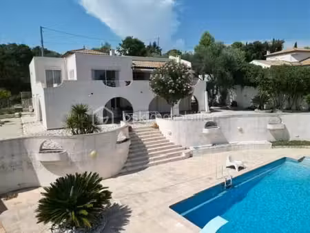 poussan villa avec vue imprenable sur le bassin de thau