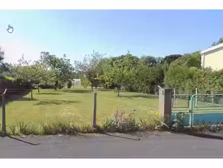 terrain à bâtir de 421 m² – cléon