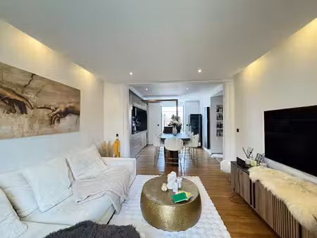 appartement 4 pièces 93.4 m2 avec terrasse - centre-ville