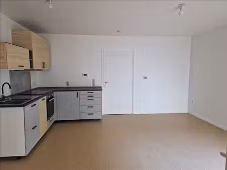 appartement - rdc - 40.03 m2 - 2 pièces - non meublé