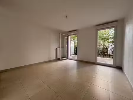 à louer studio avec jardin résidence l'écrin boisé