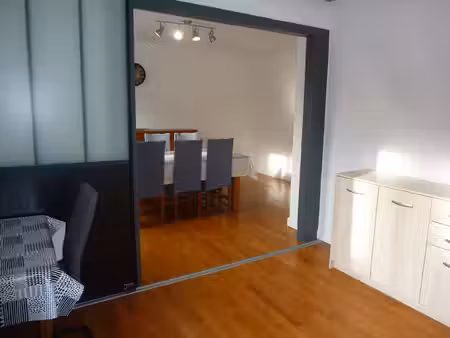 valentigney centre f4 meublé avec parking privé