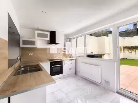 maison de ville de 118 m²