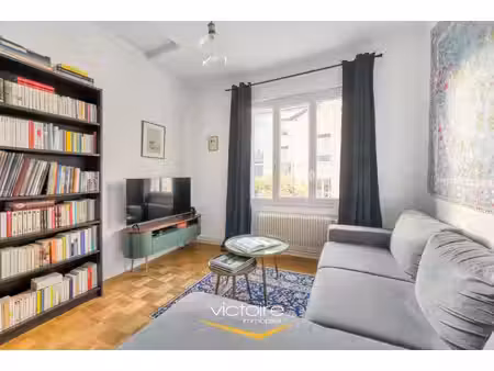 maison de ville t3 duplex à louer - st isidore