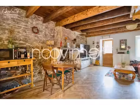 [charlotte] maison en pierre 2 chambres avec dépendances