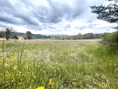 grambois  terrain 1500m² libre constructeur