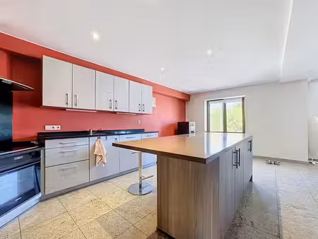 spacieux duplex 2 chambres avec terrasse à louer à werbomont