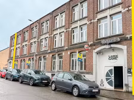 surface commerciale 300m² - multiples possibilites