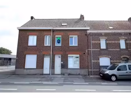 volledig gerenoveerde woning met 3 slaapkamers in spiere-...