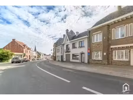 charmante gezinswoning met zonnige tuin te haaltert